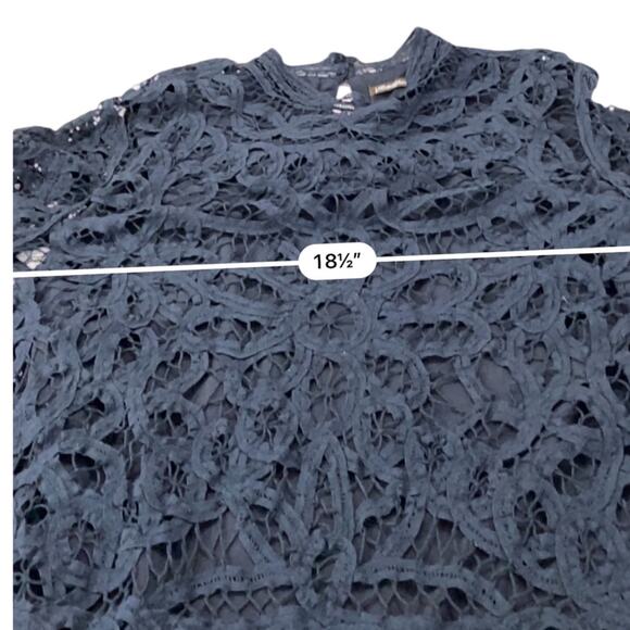 J McLAUGHLIN Navy BlUe Yvoire Lace Women's Top Size Medium - Picture 8 of 12